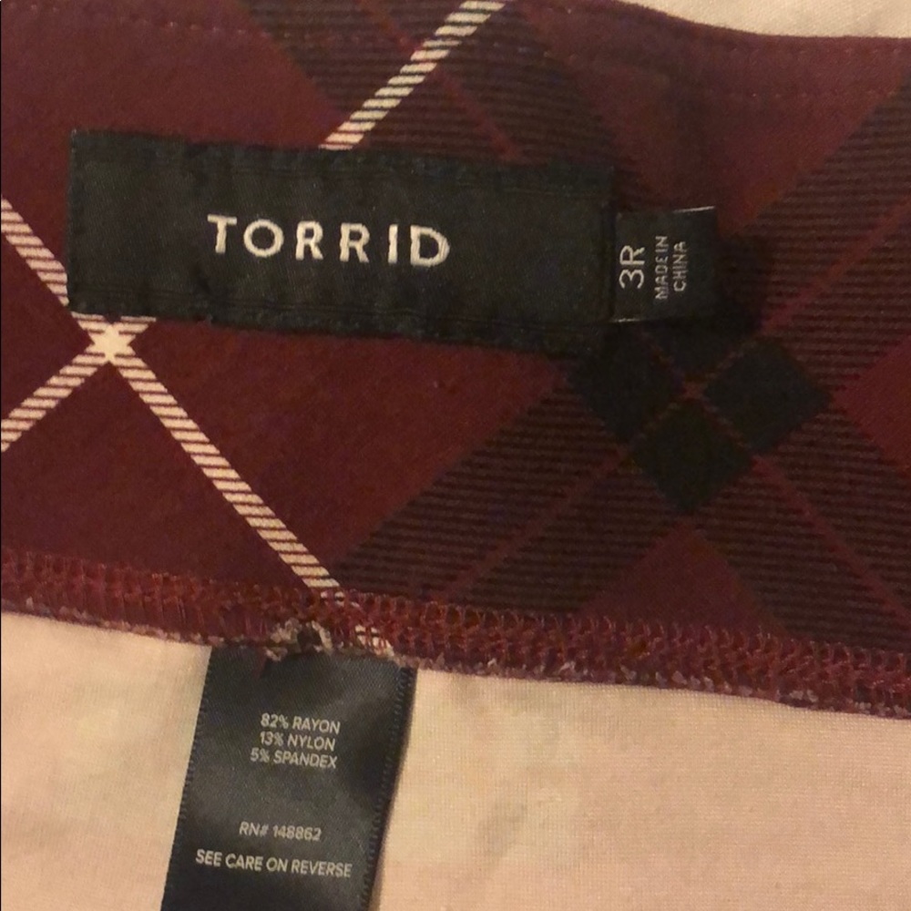 Capris - Picture 2 of 3